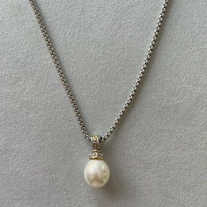 John Medeiros Ocean Images Collection, Seashell Pearl Slider with 16 inch chain